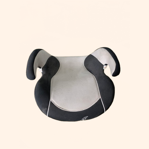 Black and gray booster seat with curved sides.