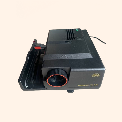 Braun Novamat 515 AF 35mm autofocus 35mm slide projector